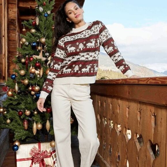 REINDEER CHRISTMAS GOLD TONED STUD EARRINGS & DIAMOND STUD EARRING SET - Picture 4 of 6